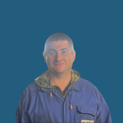 Nicolas Laurent opérateur robotique chez DMI Dumont Métal Industrie