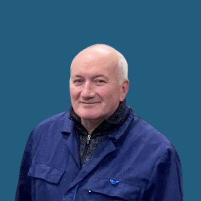 Pascal Thierry opérateur polyvalent chez DMI Dumont Métal Industrie